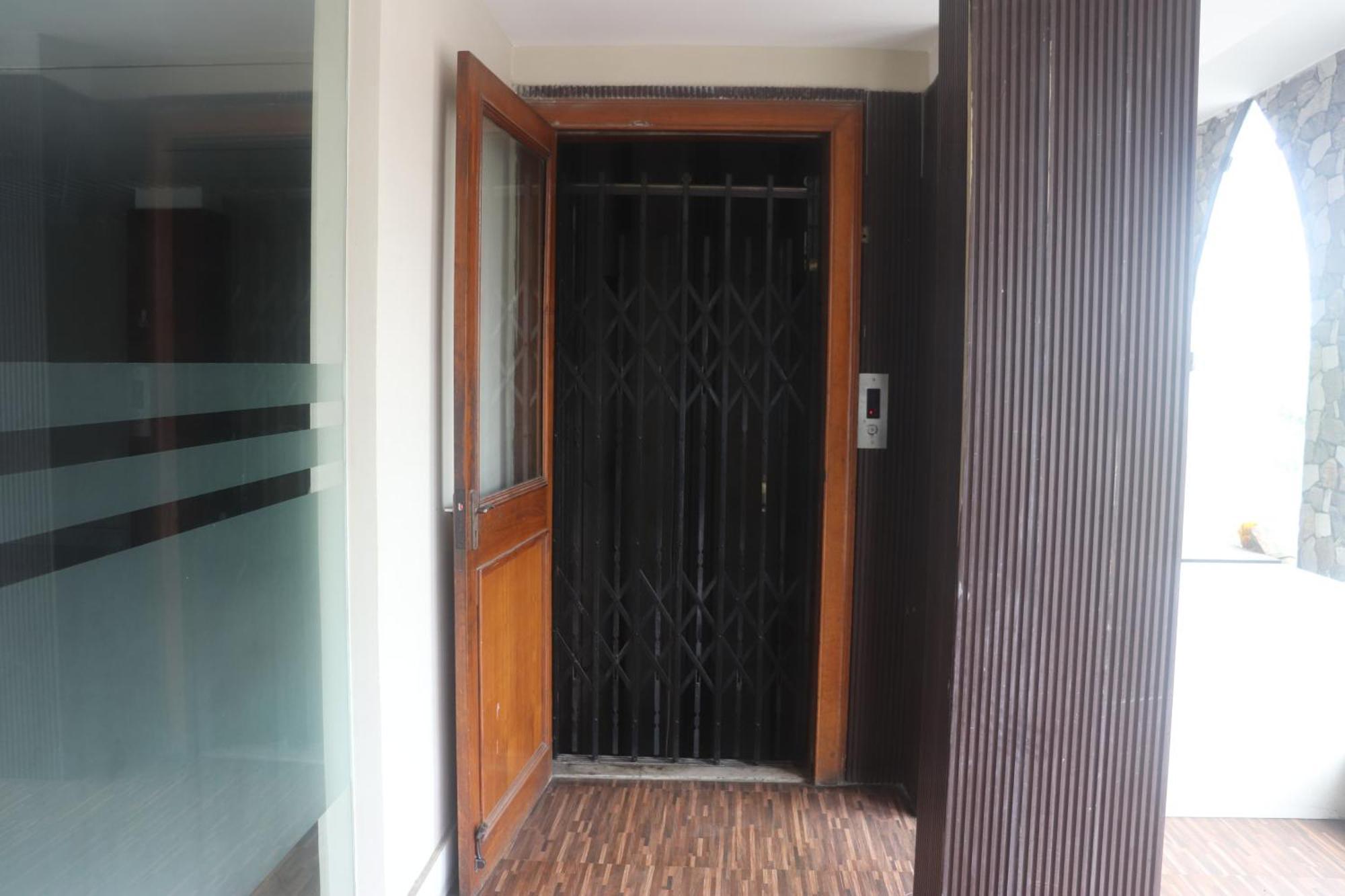 Shivangan Hotel And Banquet Calcutta Buitenkant foto